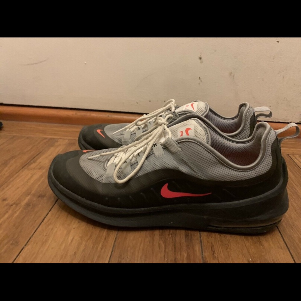 Nike Axis Air Max